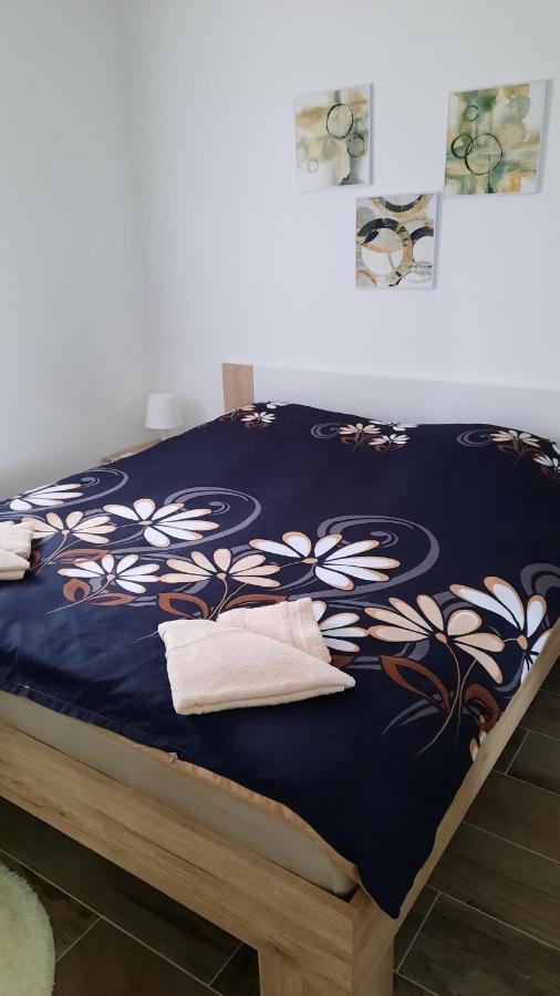 Apartman Diamond Парасин Экстерьер фото